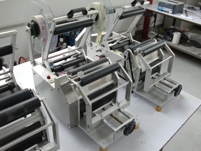 Pašlīmējoša uzlīme apaļas pudeles automātiska marķēšanas mašīna 220V