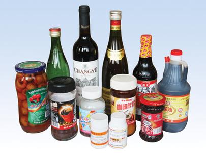 Pielāgota automātiska uzlīmju uzklāšanas mašīna apaļai vertikālai mazgāšanas līdzekļa pudelei