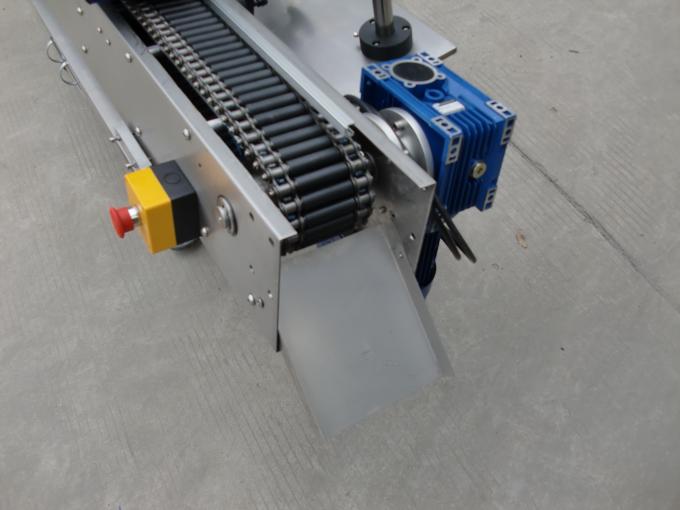 12-25 mm diametra apaļas pudeles pašlīmējošās uzlīmes automātiskā uzlīmēšanas mašīna lūpu krāsas kosmētikai