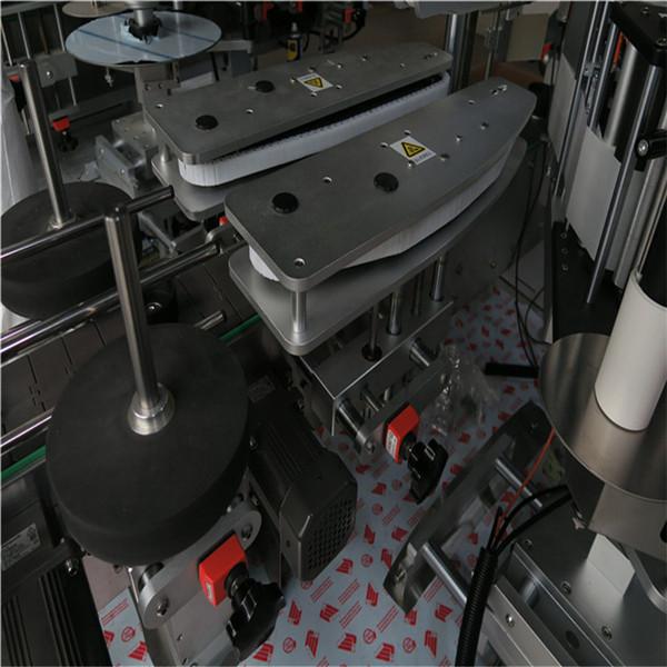 Pašlīmējošā kosmētikas kvadrātveida pudeles marķēšanas mašīna 600 kg svara