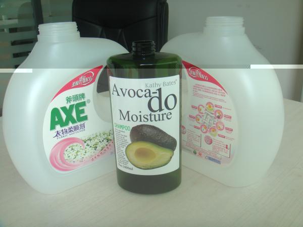 Automātiska uzlīmju marķēšanas mašīna, ovālas pudeles etiķešu uzklāšanas mašīna pudelēm