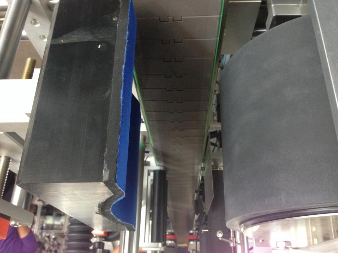 Automātiska uzlīmju uzlīmju uzklāšanas plastmasa / stikla apaļa pudele