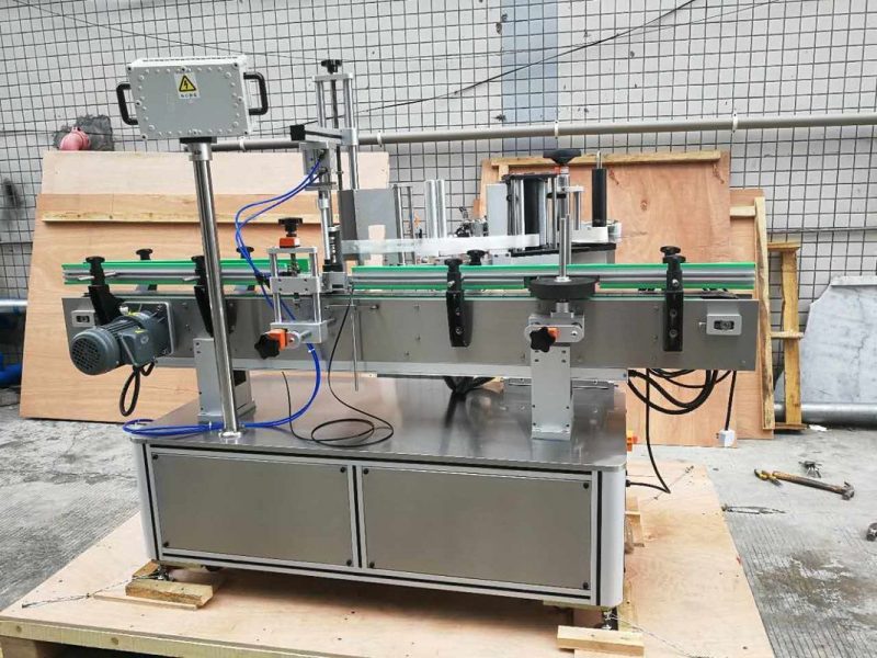 Ķīna Pawpaw / Guava apaļas pudeles uzlīmes marķēšanas mašīna dzērienu lauka piegādātājam