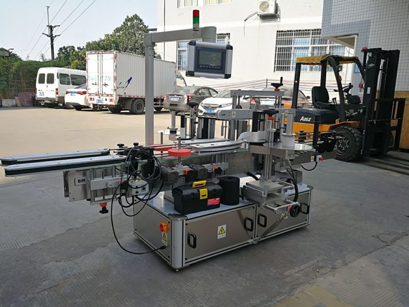 Ķīnas šampūnu pudeles dubultās puses lipīgo marķēšanas mašīna pilnībā automātiska piegādātājs