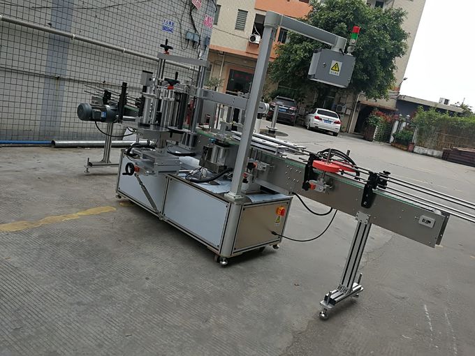 Pašlīmējošo uzlīmju uzlīmēšanas mašīna ar lielu ātrumu 200BS / min